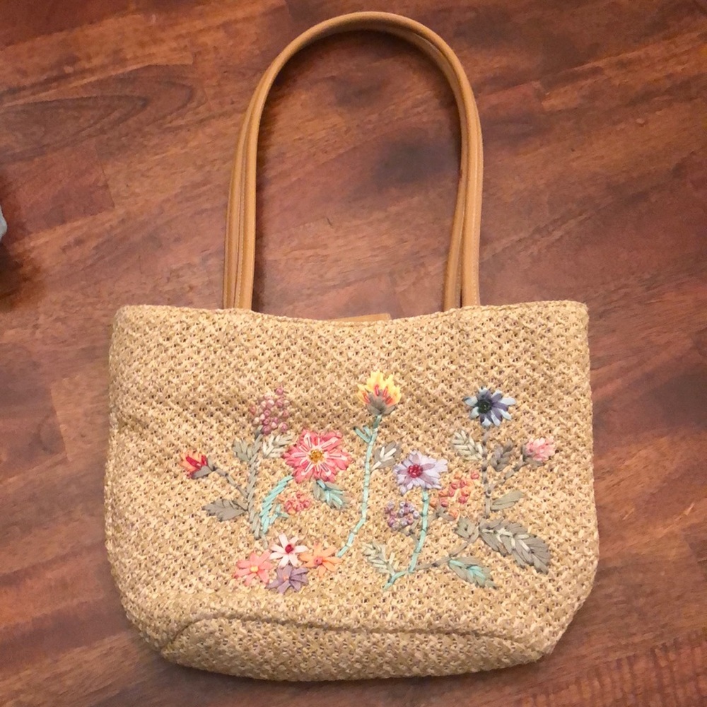 Floral woven beaded shoulder bag purse